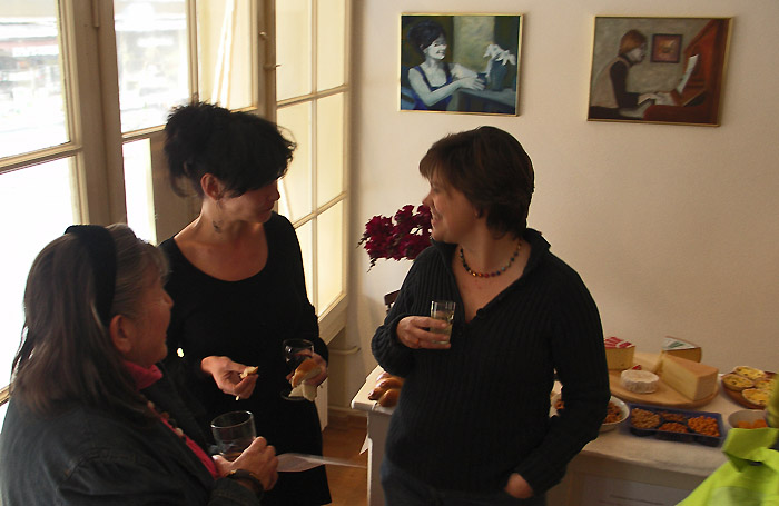Beatenbergerinnen an der Vernissage / Foto: Heinz Rieder
