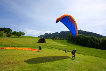 Grundkurs: Flugschule Ikarus Interlaken